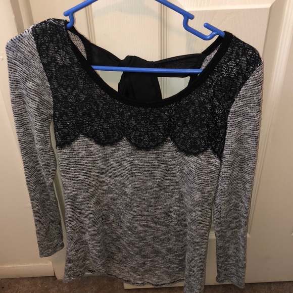 Moa Moa Women’s Top - Picture 1 of 5